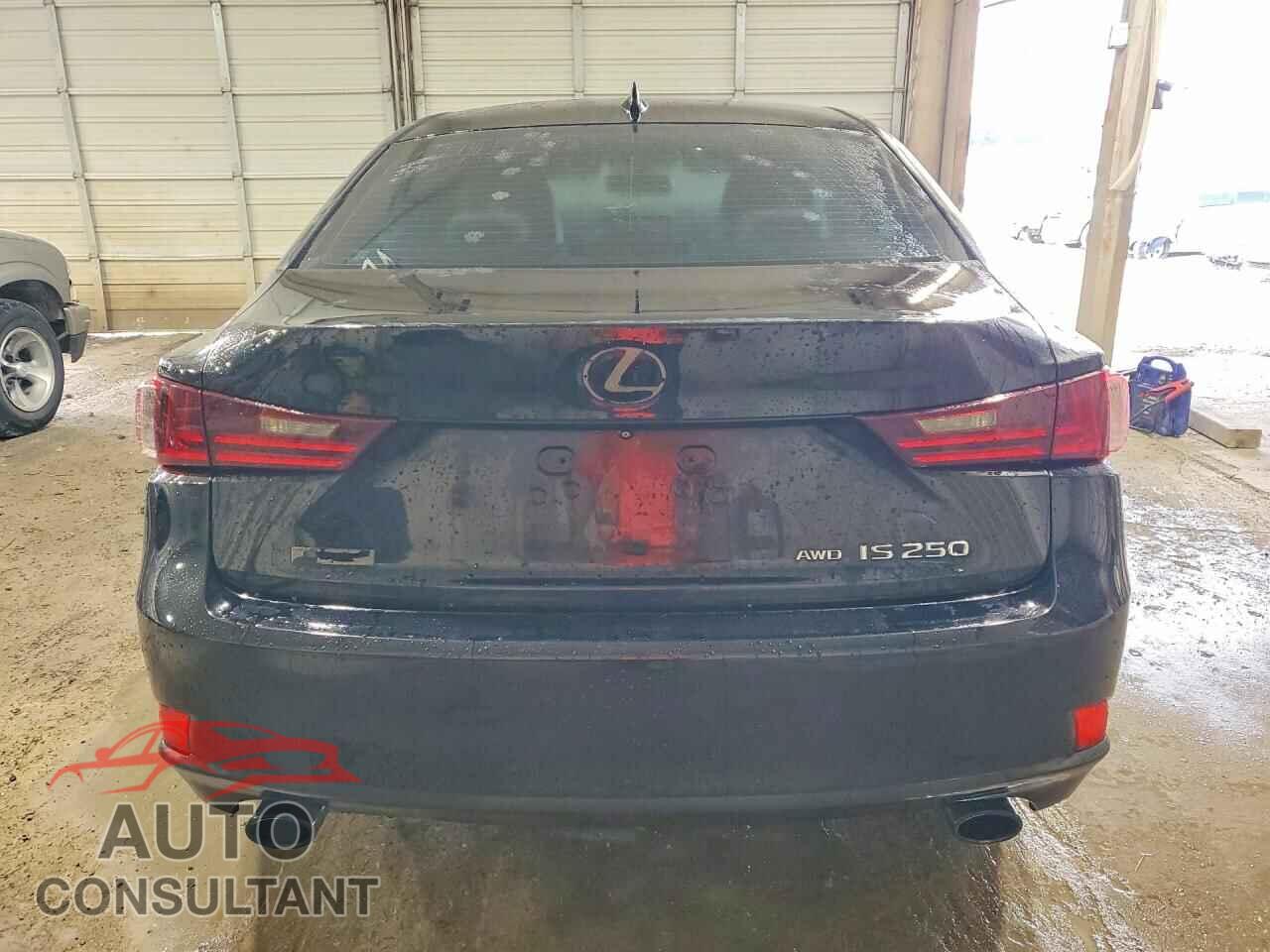 LEXUS IS 2015 - JTHCF1D26F5027341