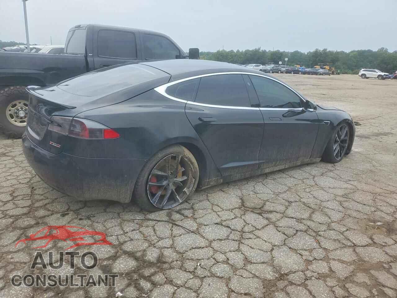 TESLA MODEL S 2017 - 5YJSA1E2XHF189680