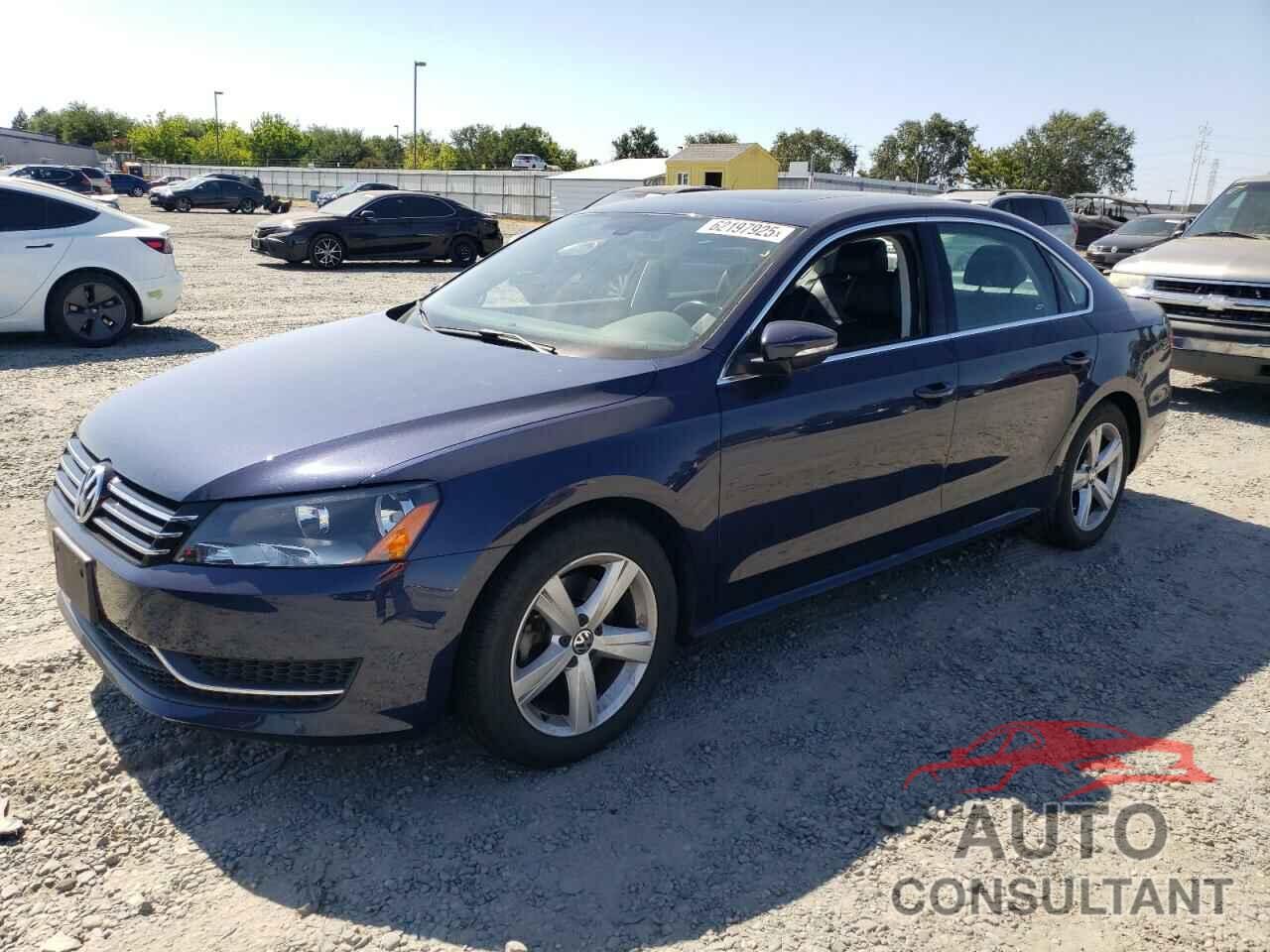 VOLKSWAGEN PASSAT 2012 - 1VWBP7A32CC057371