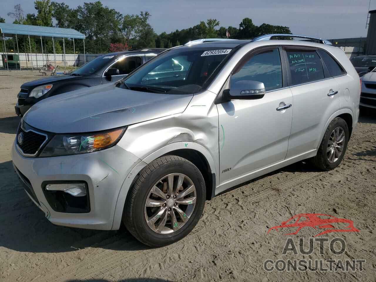 KIA SORENTO 2013 - 5XYKWDA26DG409117