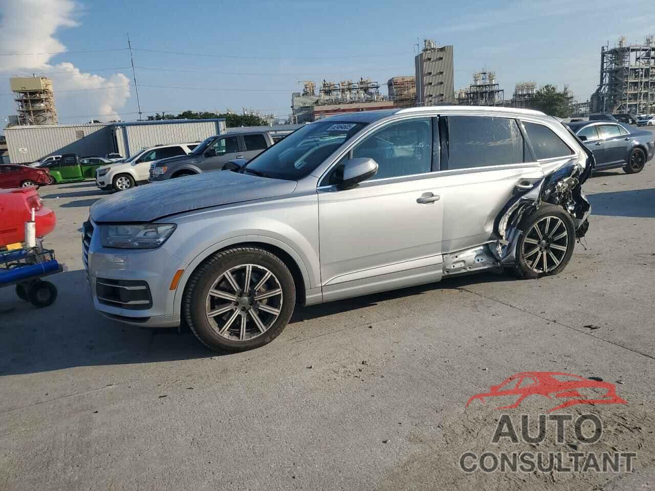 AUDI Q7 2017 - WA1LAAF78HD000508