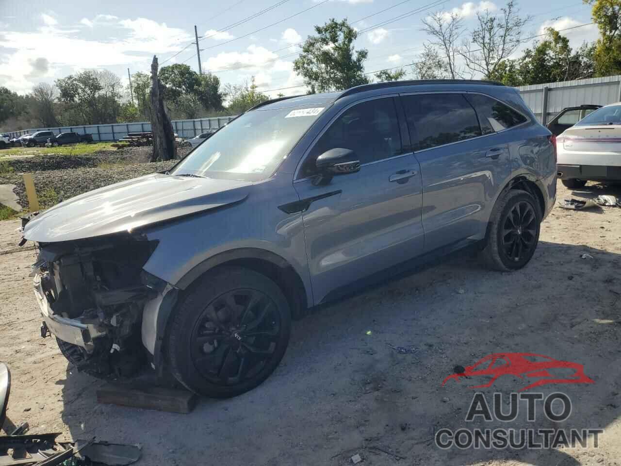 KIA SORENTO 2021 - 5XYRK4LF5MG034377