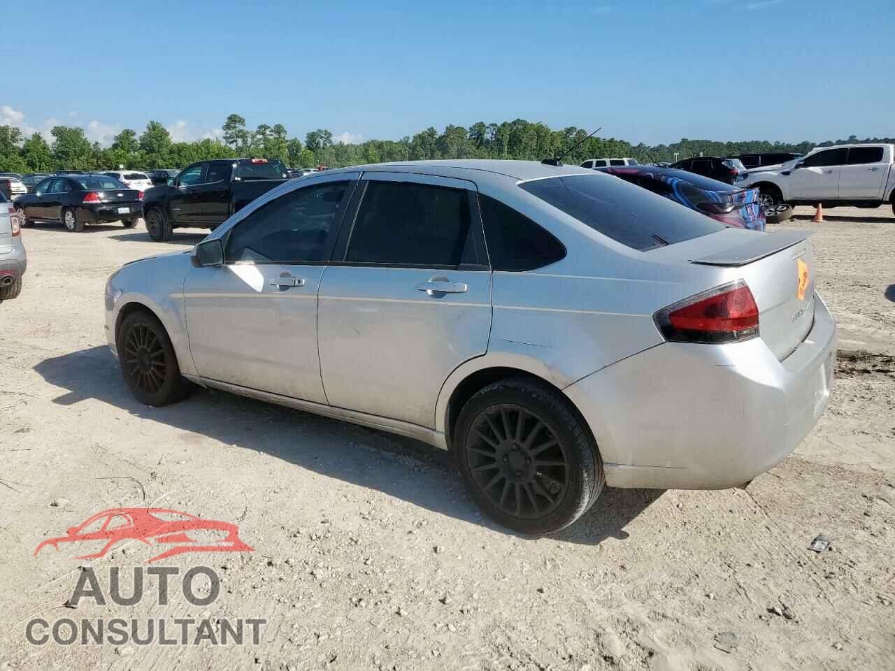 FORD FOCUS 2010 - 1FAHP3GN8AW114818