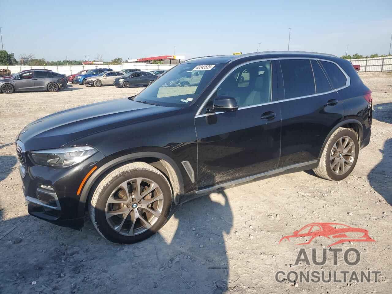 BMW X5 2021 - 5UXCR6C05M9D94647