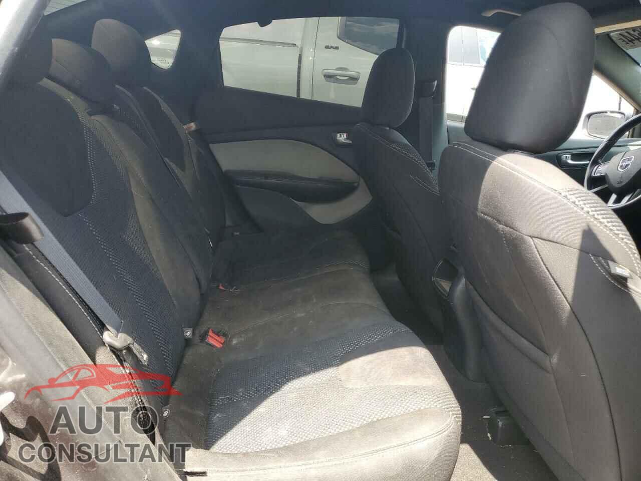 DODGE DART 2015 - 1C3CDFBB8FD345608