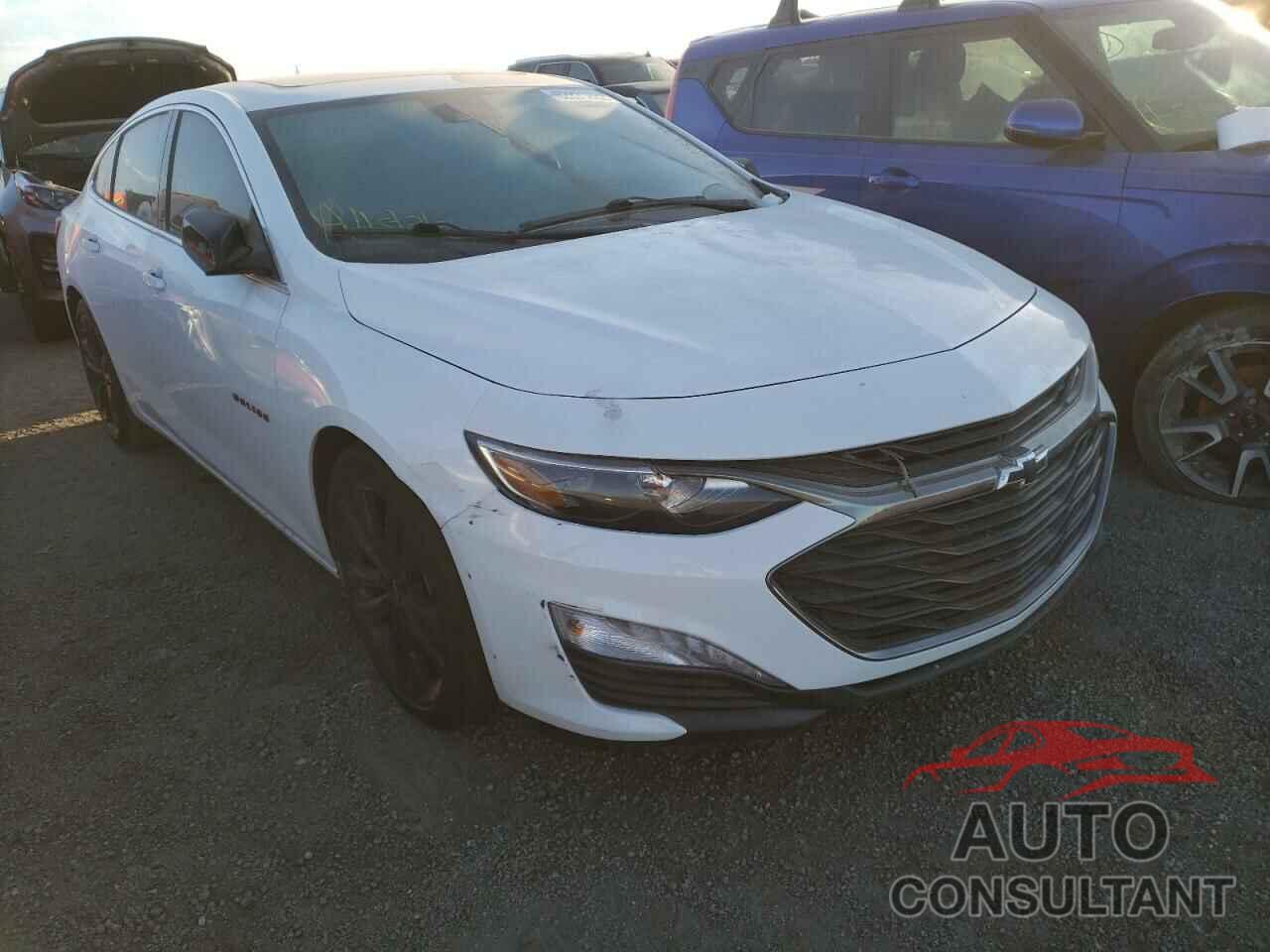 CHEVROLET MALIBU 2021 - 1G1ZD5ST9MF057017