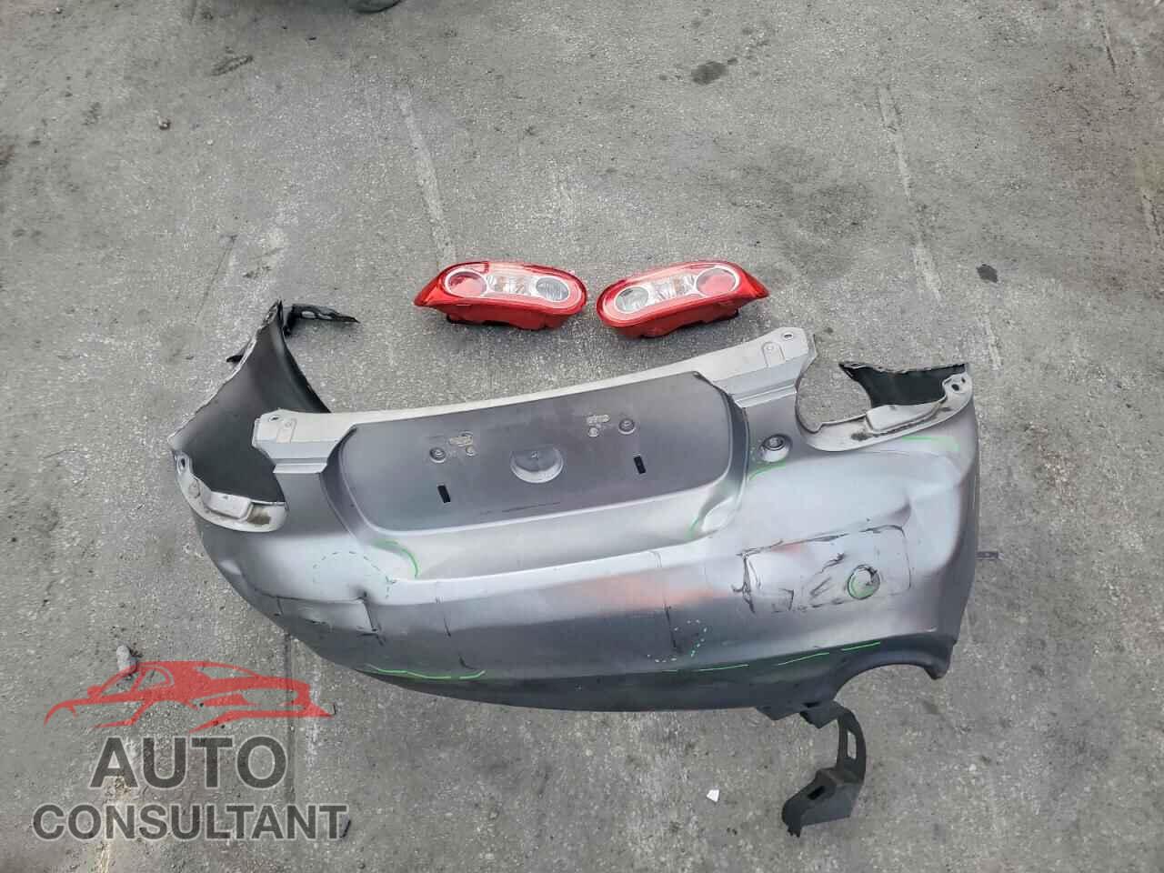 MAZDA MX5 2012 - JM1NC2MF2C0221501