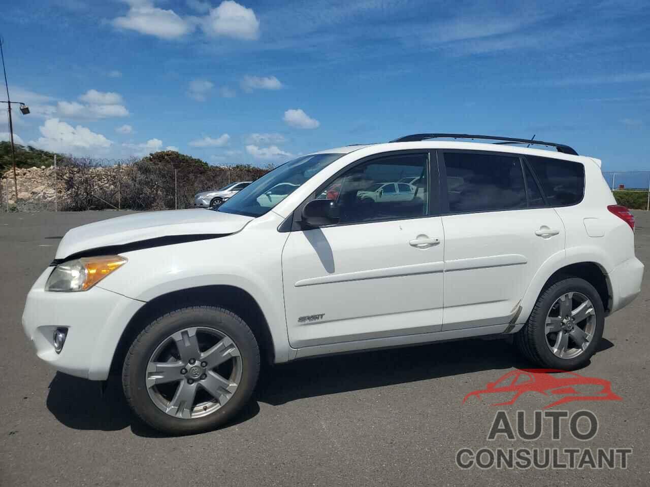 TOYOTA RAV4 2011 - JTMWF4DV8B5038166