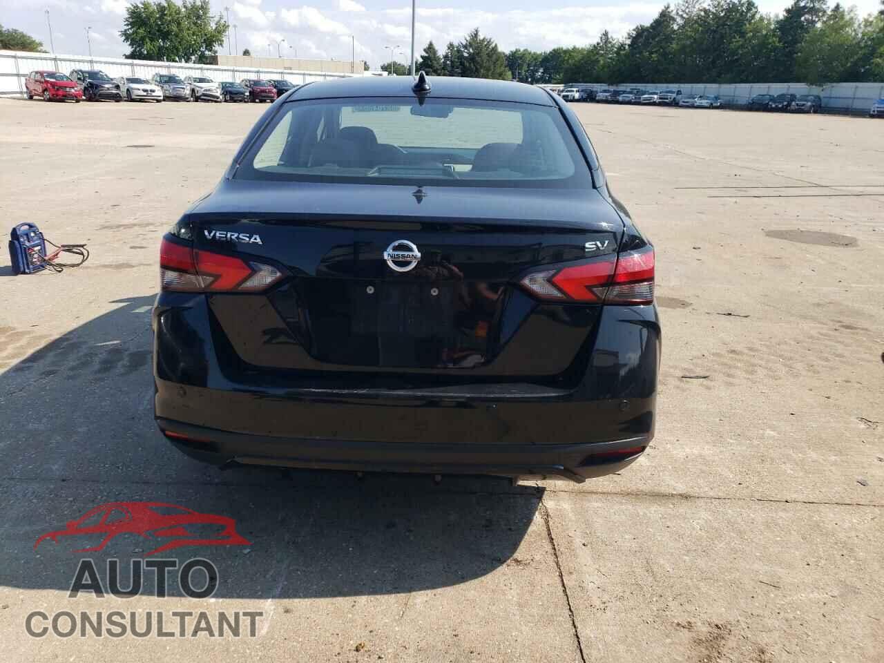 NISSAN VERSA 2021 - 3N1CN8EV2ML868773