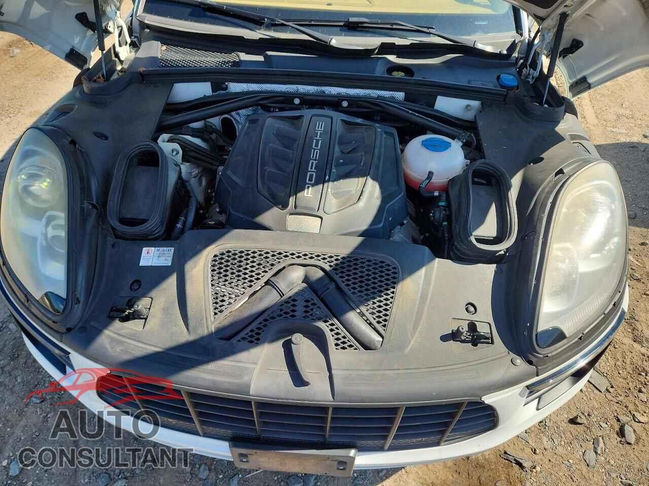 PORSCHE MACAN 2016 - WP1AB2A51GLB50579
