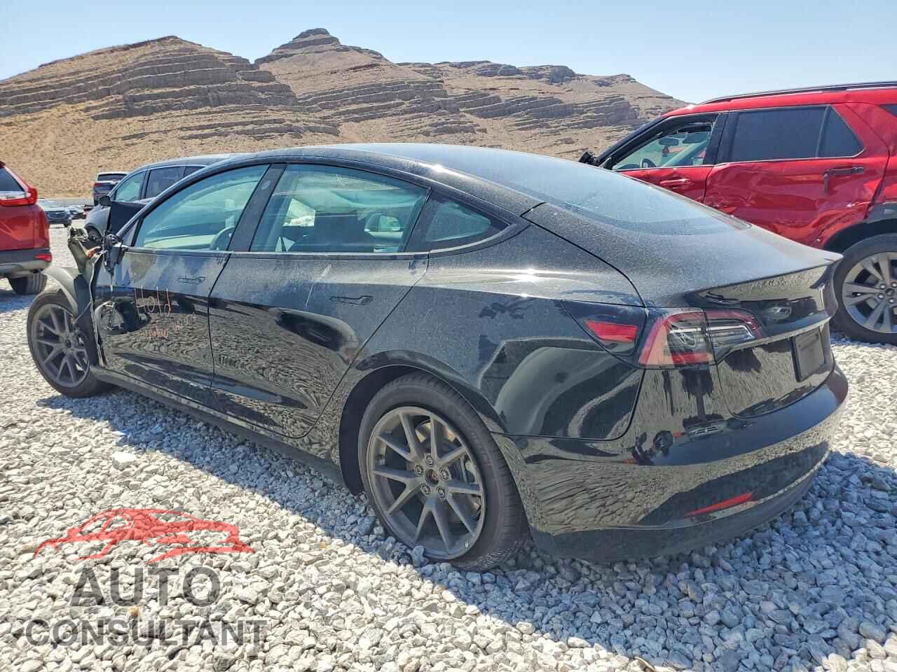 TESLA MODEL 3 2022 - 5YJ3E1EA6NF301855