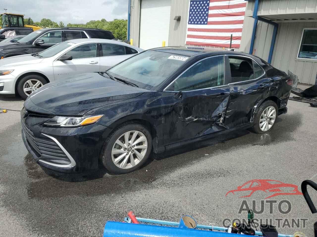 TOYOTA CAMRY 2023 - 4T1C11AK1PU730174