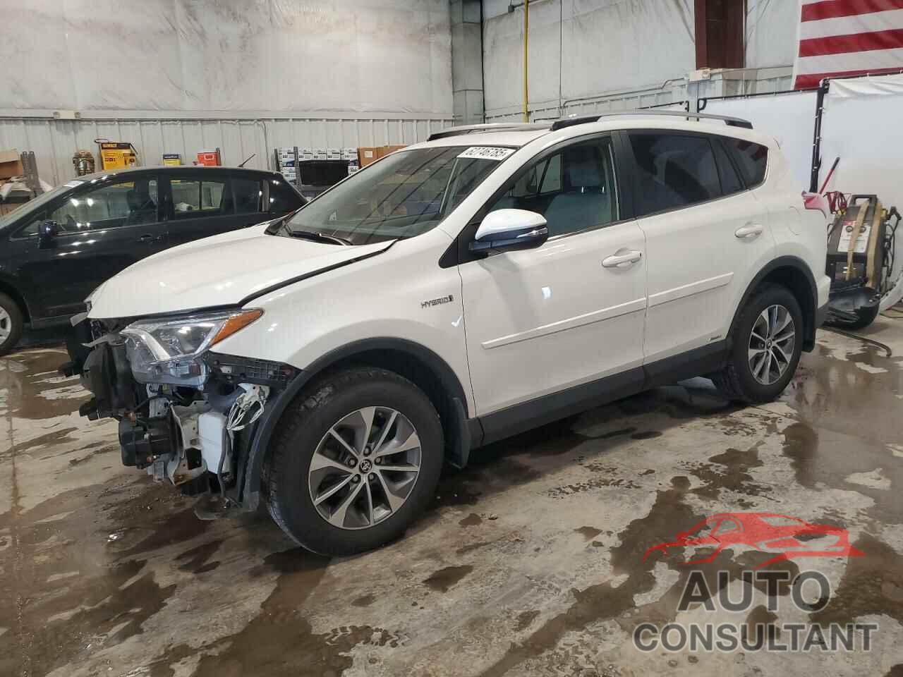 TOYOTA RAV4 2017 - JTMRJREVXHD061535