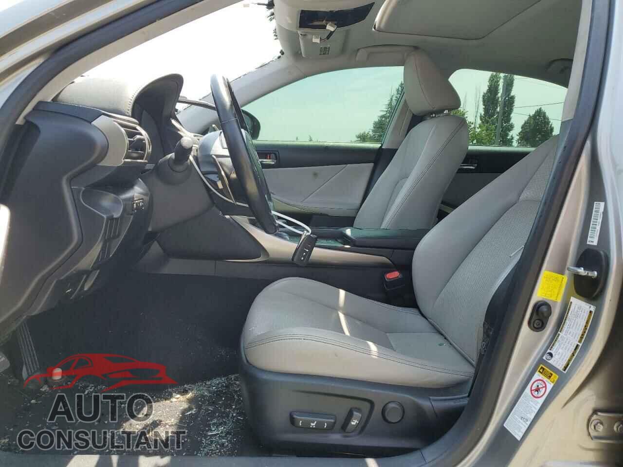 LEXUS IS 2015 - JTHCF1D21F5026128