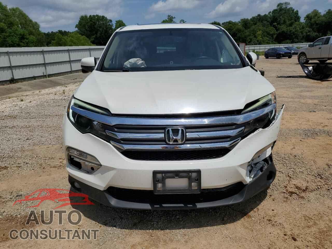 HONDA PILOT 2016 - 5FNYF6H71GB078529