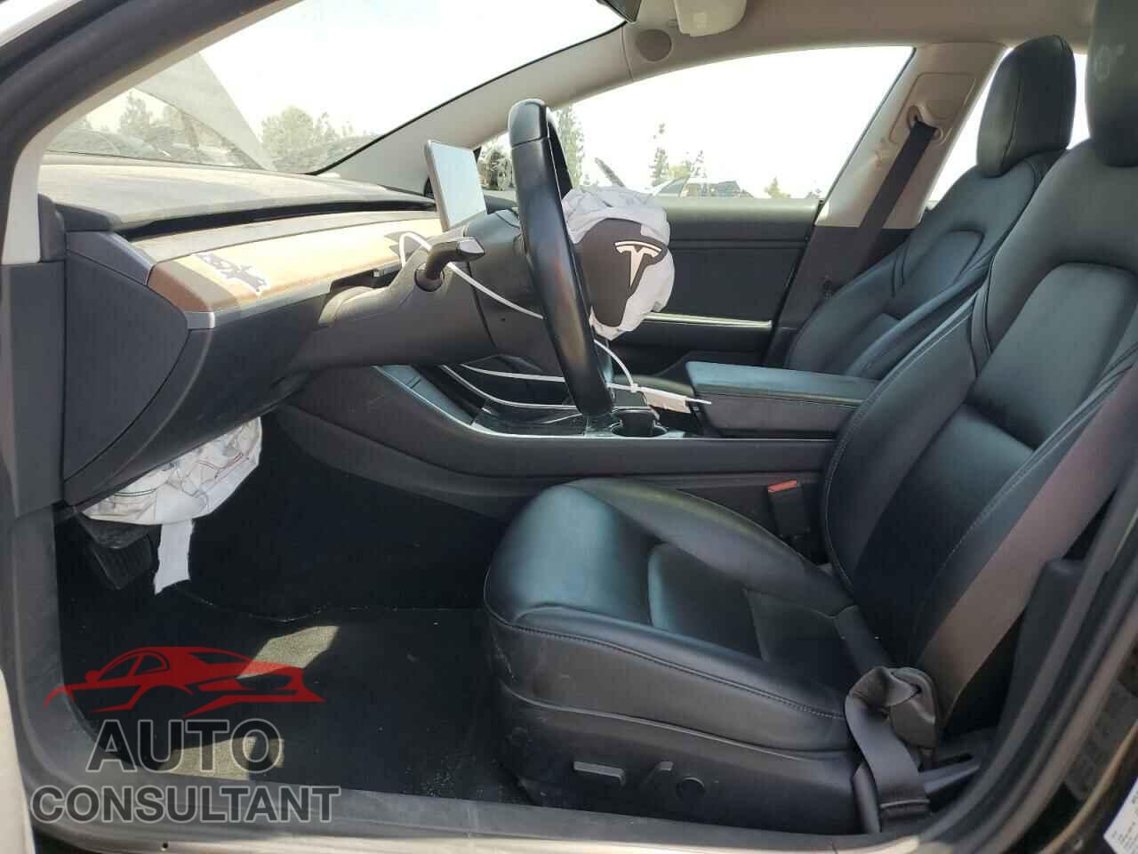 TESLA MODEL 3 2018 - 5YJ3E1EA5JF154566