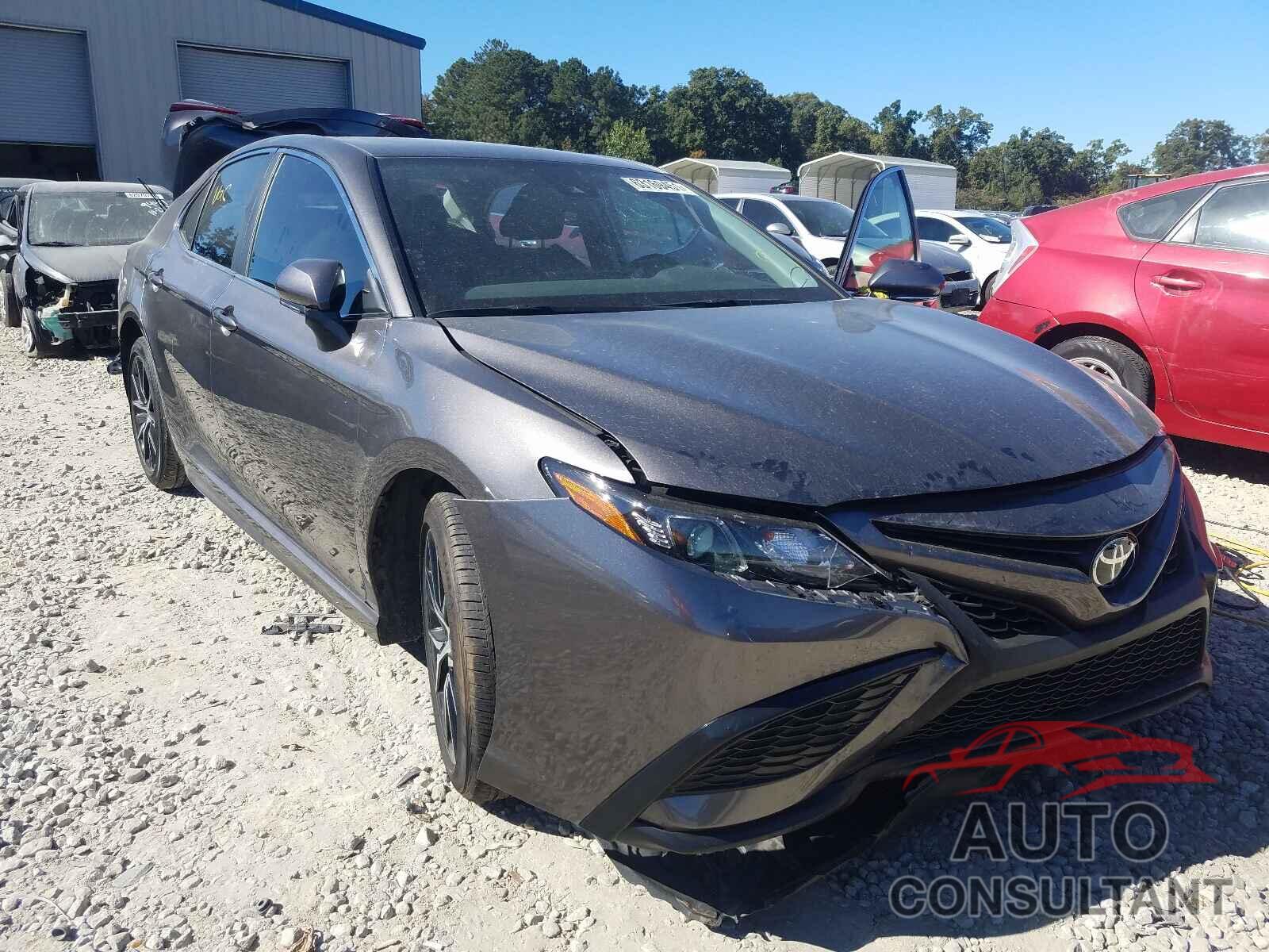 TOYOTA CAMRY 2021 - 4T1G11AK6MU517458