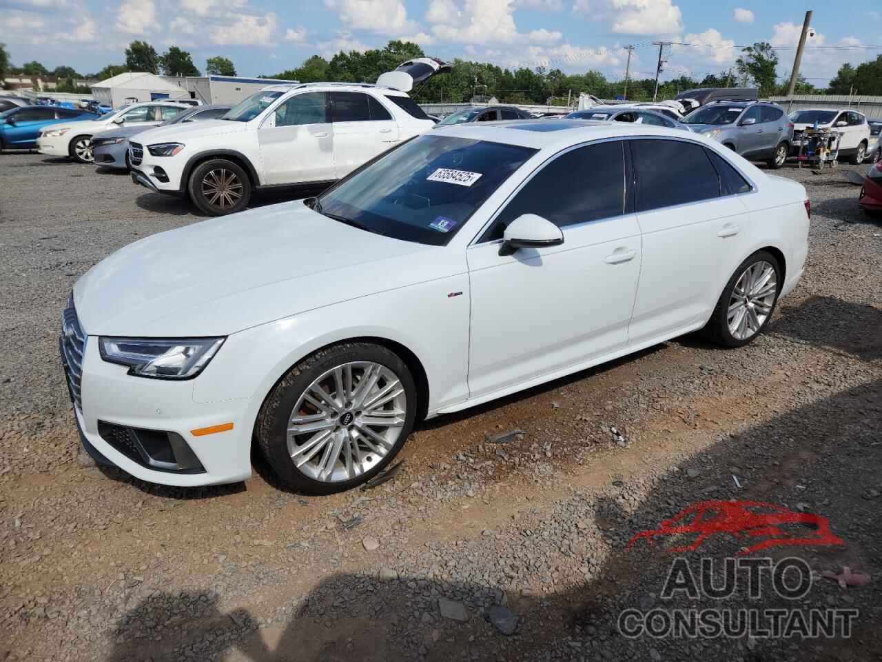 AUDI A4 2019 - WAUENAF44KA052877