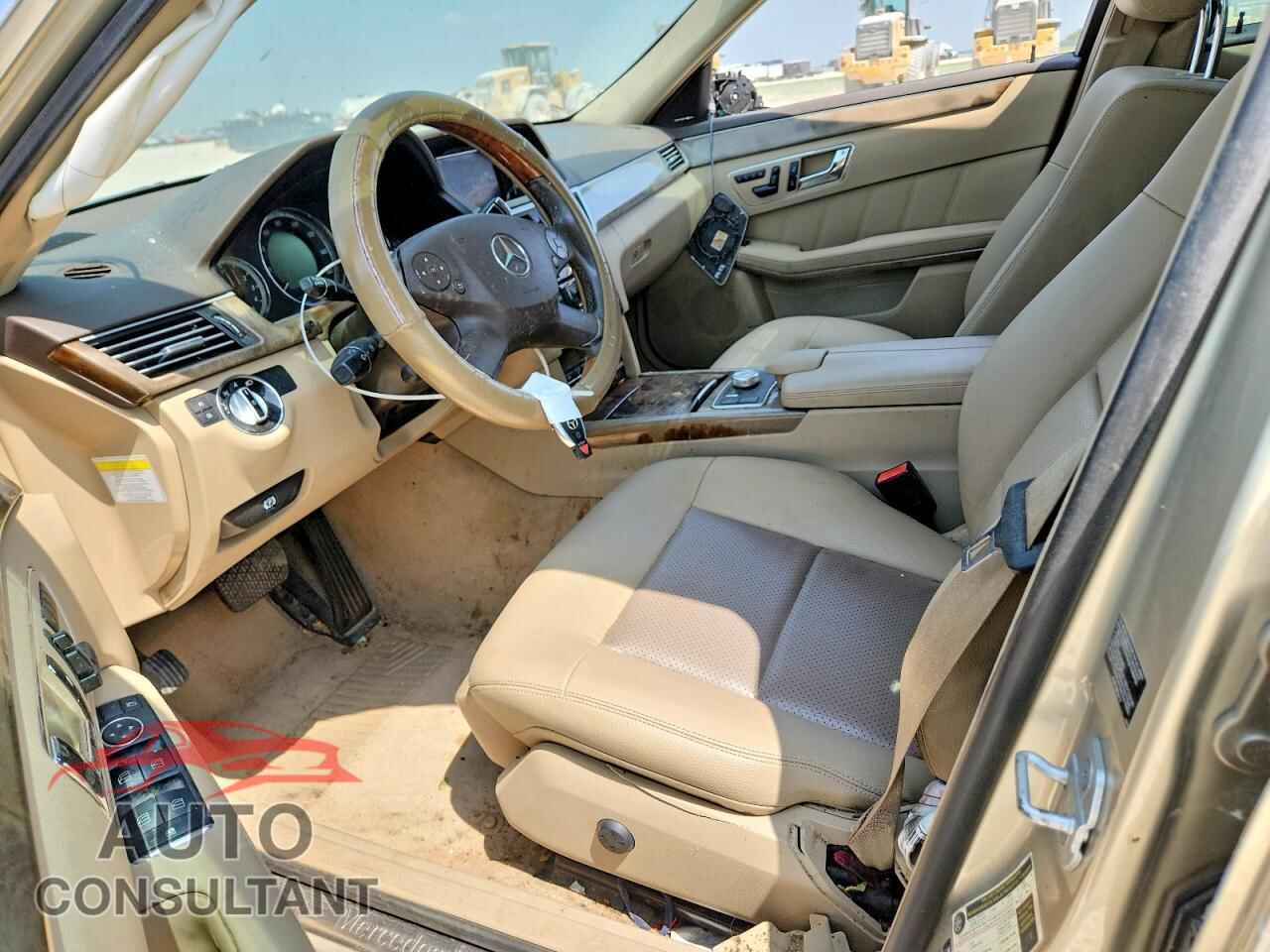 MERCEDES-BENZ E-CLASS 2010 - WDDHF5GB2AA175616
