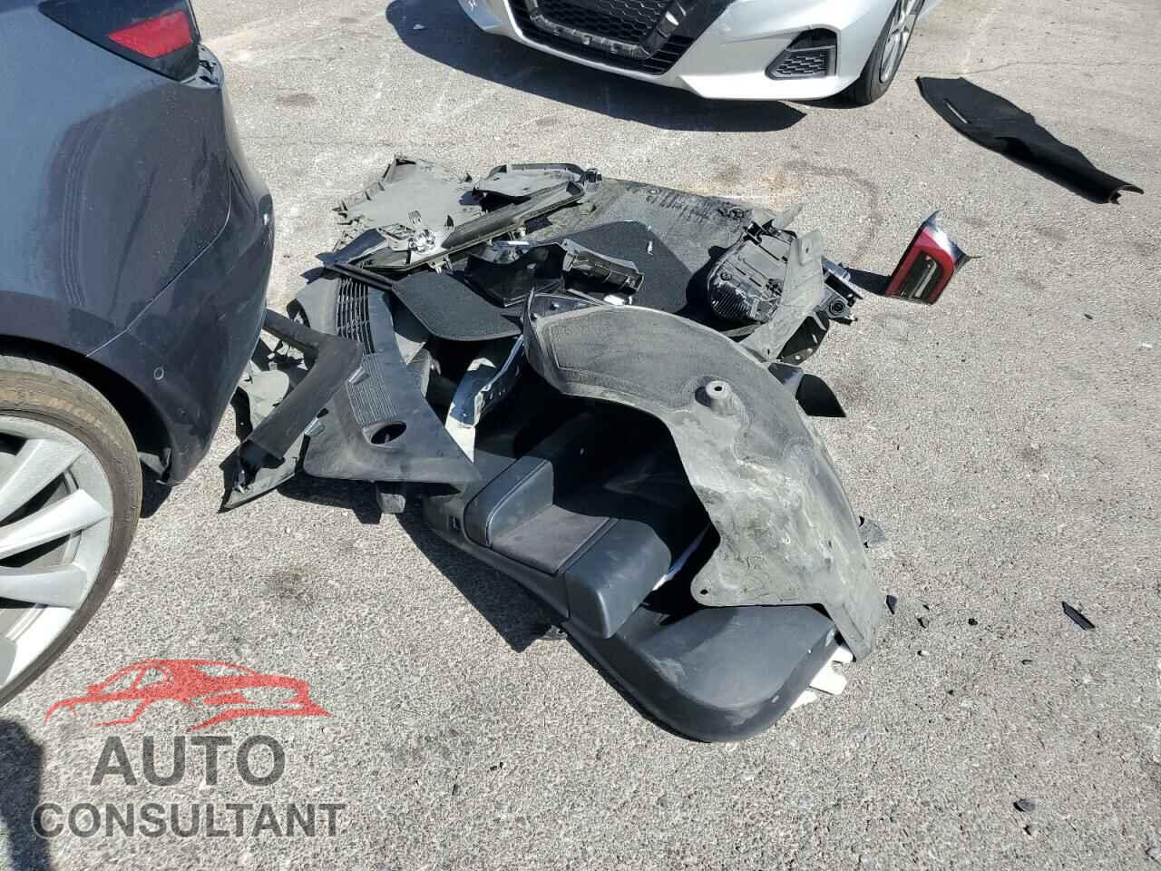 TESLA MODEL 3 2019 - 5YJ3E1EA6JF163261