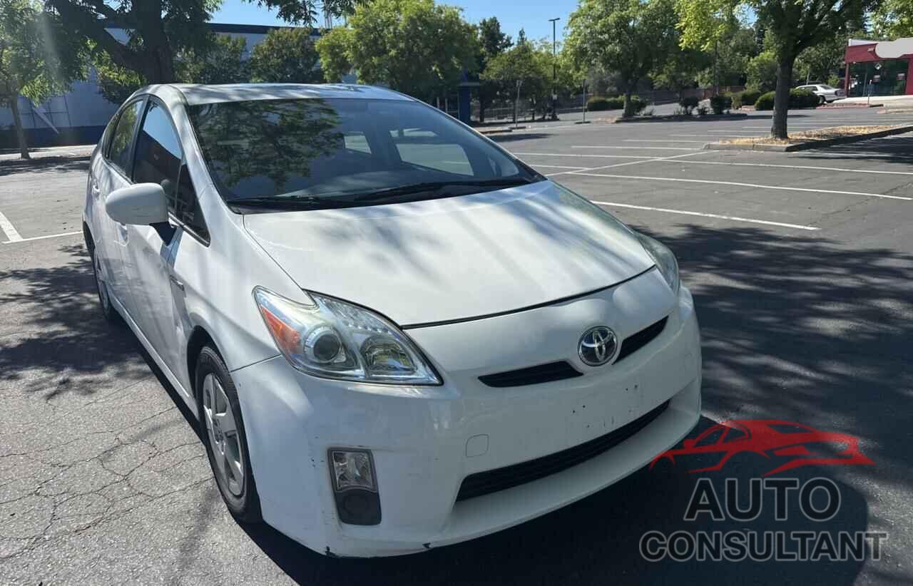 TOYOTA PRIUS 2011 - JTDKN3DU0B1355952