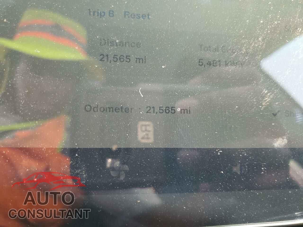 TESLA MODEL 3 2023 - 5YJ3E1EA3PF456768