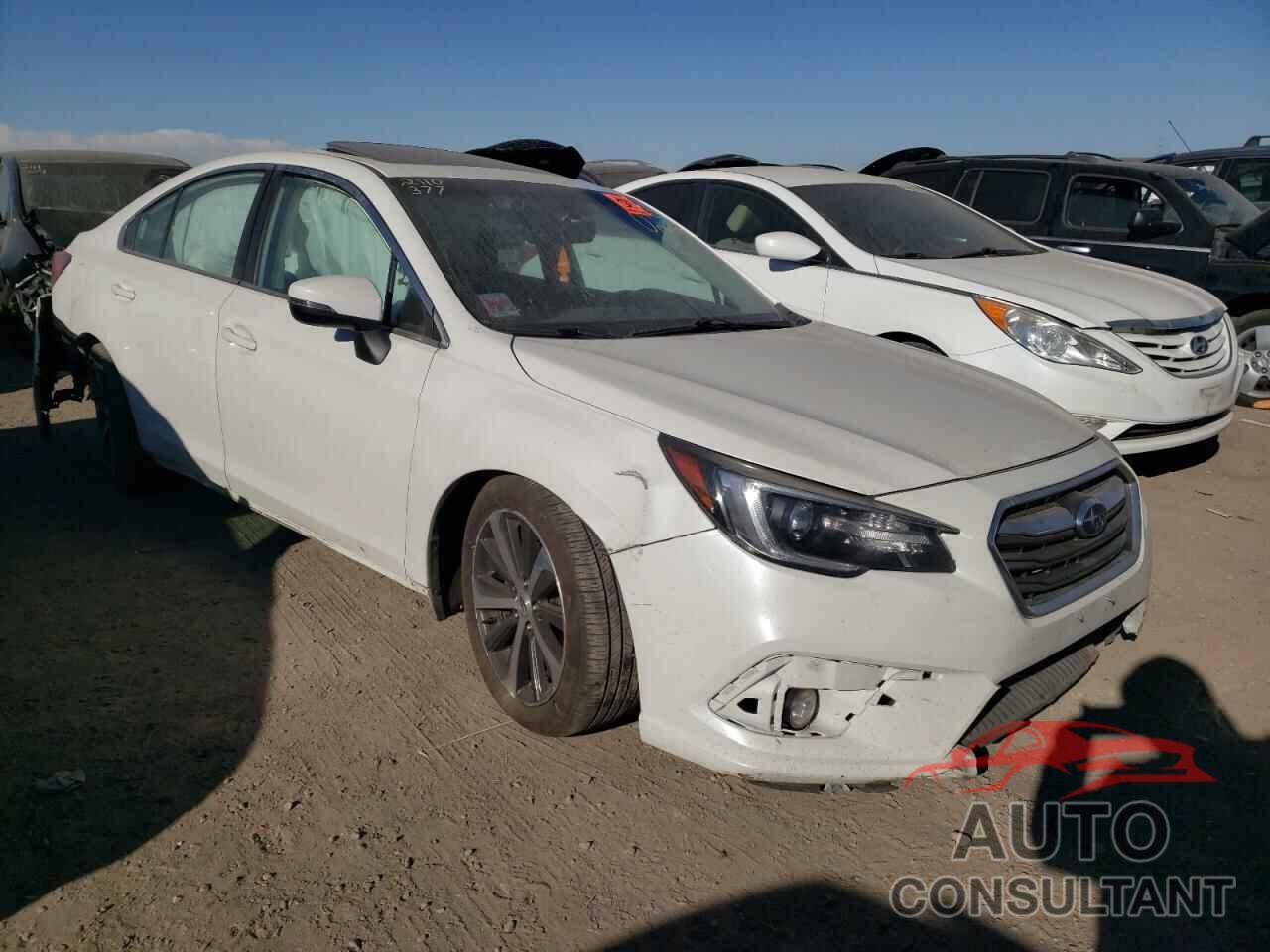 SUBARU LEGACY 2018 - 4S3BNAN61J3042349