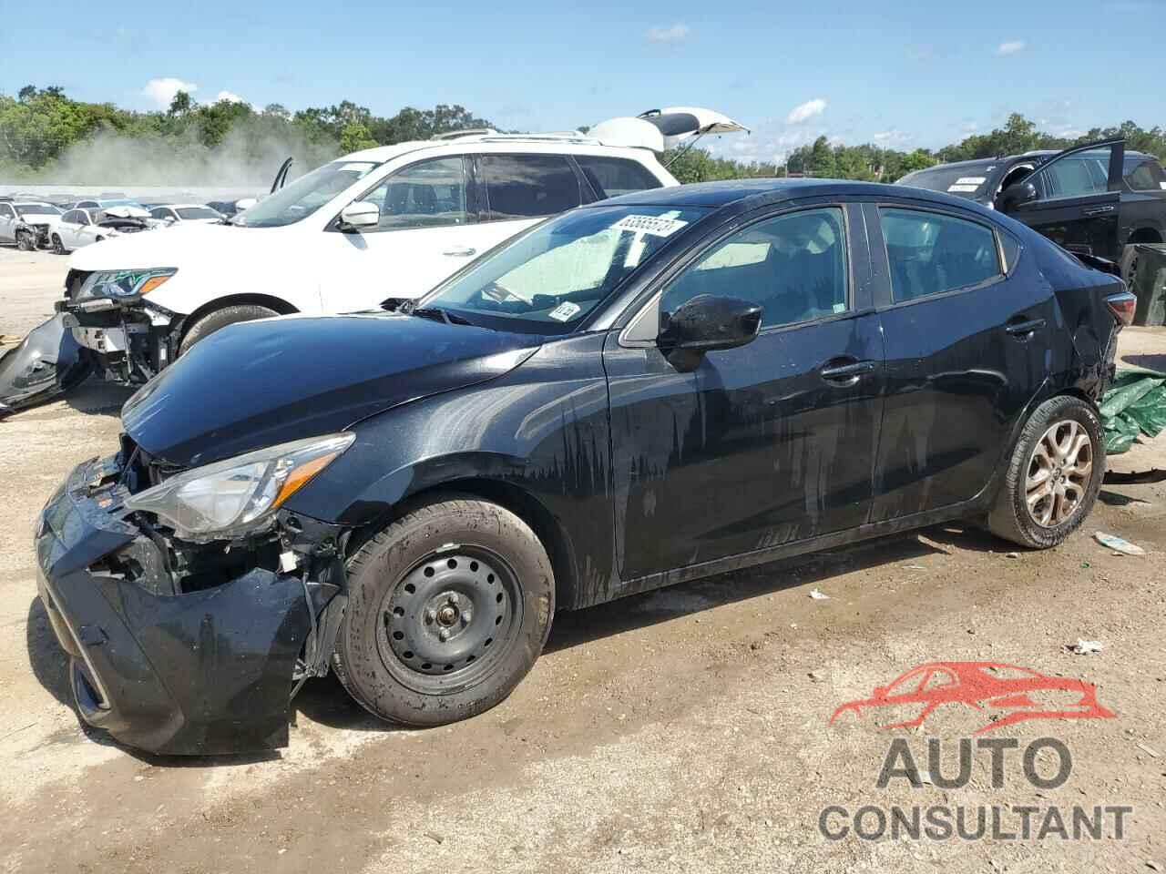 TOYOTA YARIS 2017 - 3MYDLBYV2HY178516