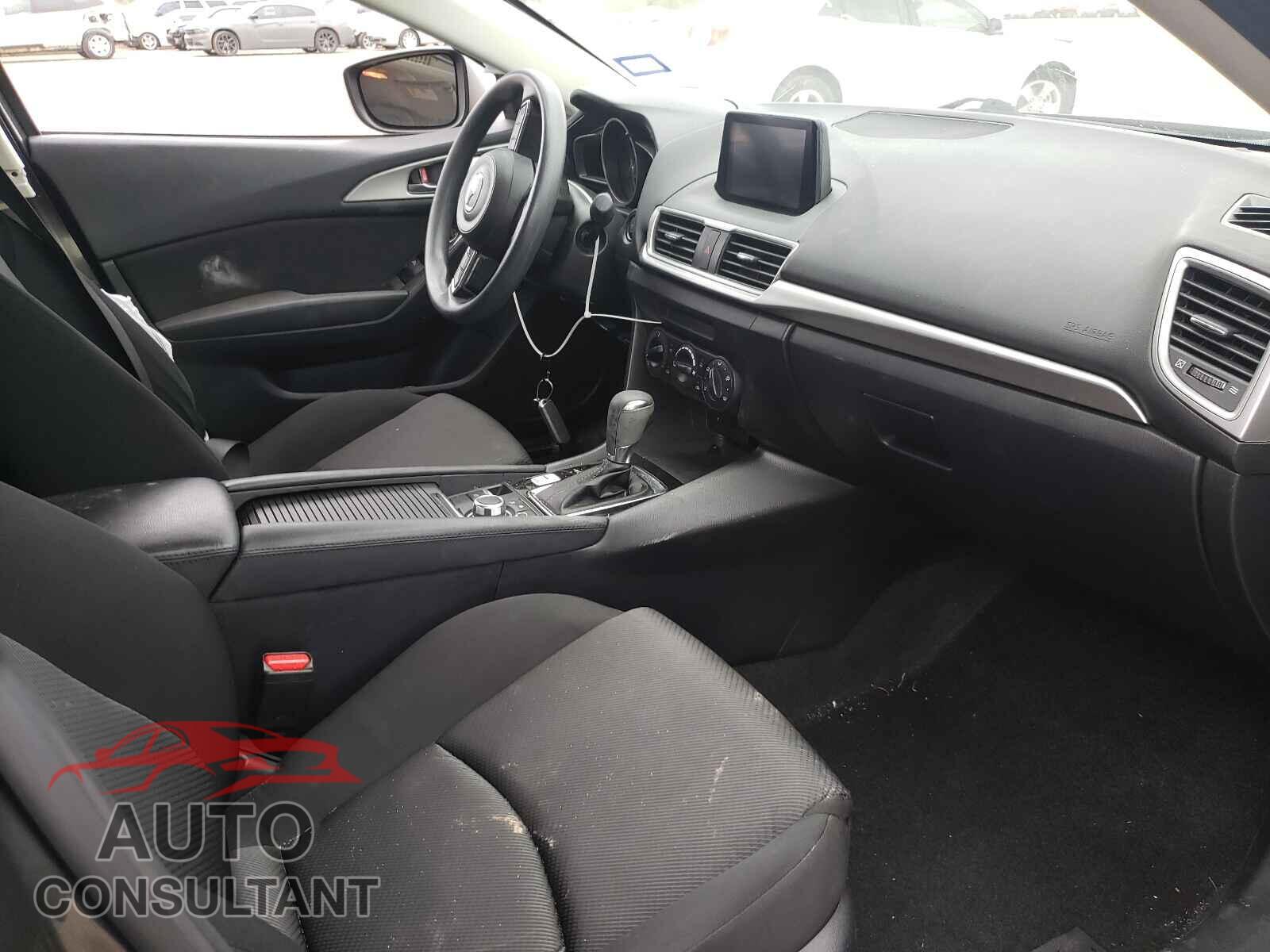 MAZDA 3 2017 - 3MZBN1U72HM157770