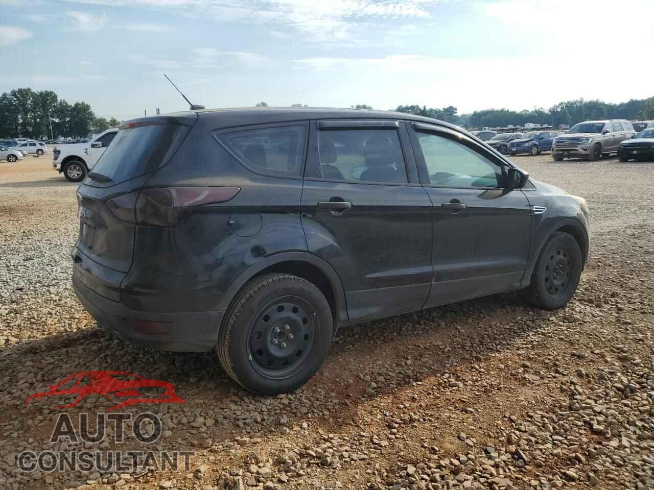FORD ESCAPE 2016 - 1FMCU0F77GUA92017