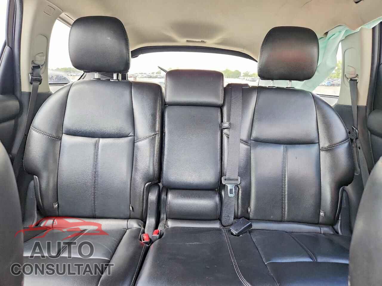 NISSAN PATHFINDER 2014 - 5N1AR2MN2EC685664