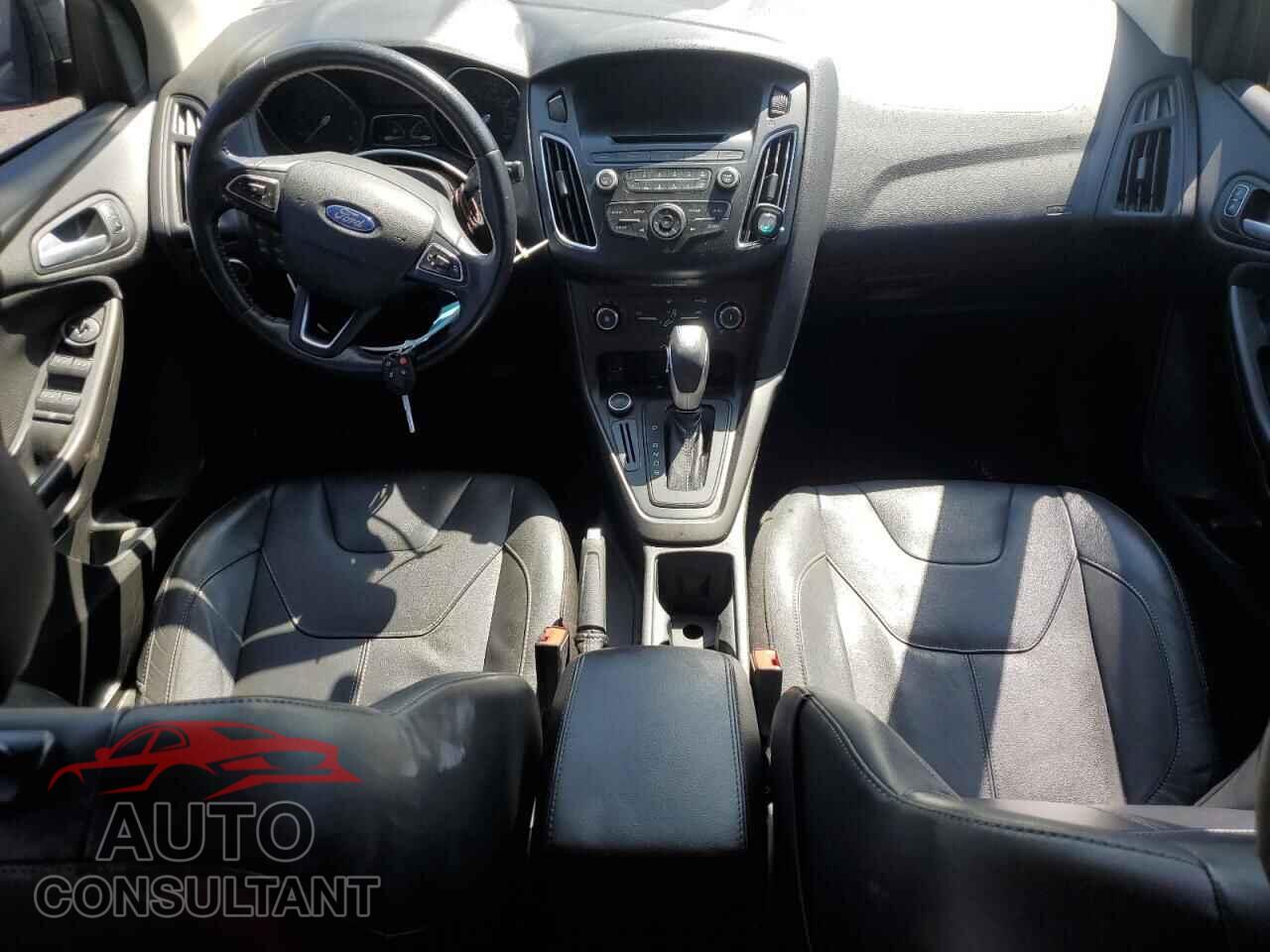 FORD FOCUS 2015 - 1FADP3F29FL313374