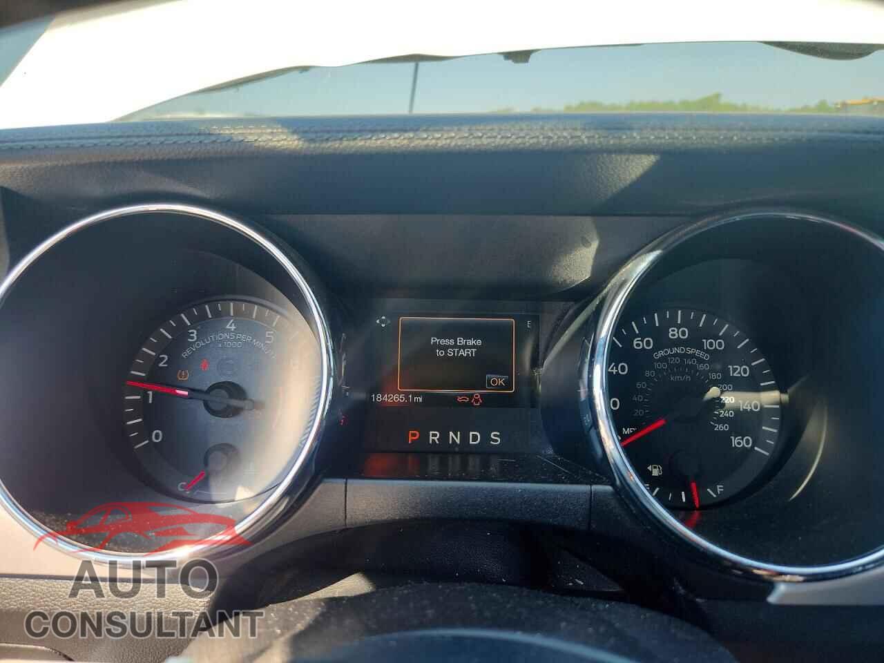 FORD MUSTANG 2015 - 1FA6P8TH7F5319726