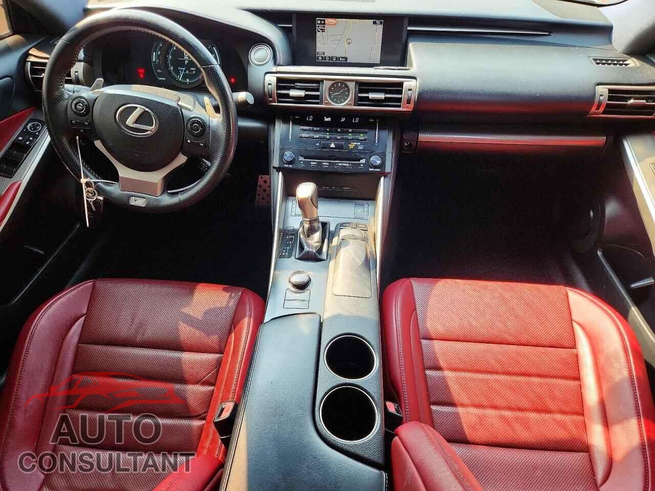 LEXUS IS 2014 - JTHBF1D29E5023407