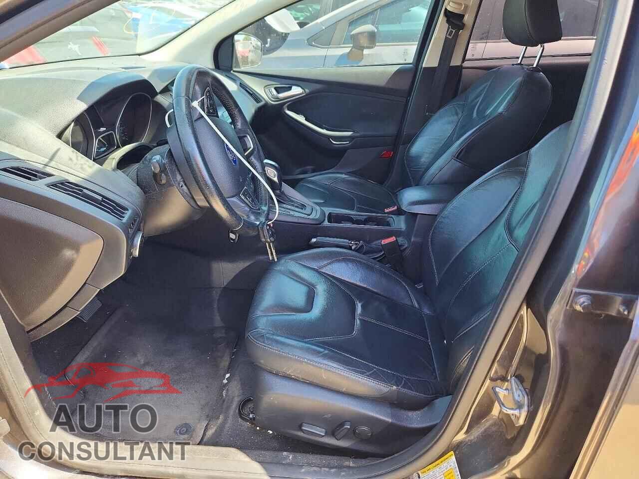 FORD FOCUS 2016 - 1FADP3F25GL334837
