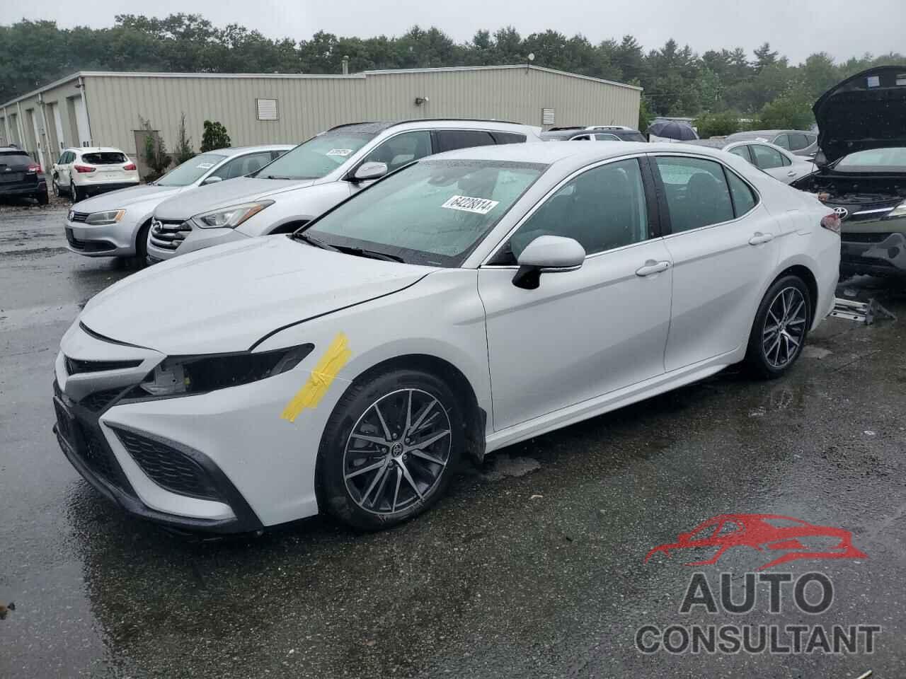 TOYOTA CAMRY 2023 - 4T1G11BK2PU087320