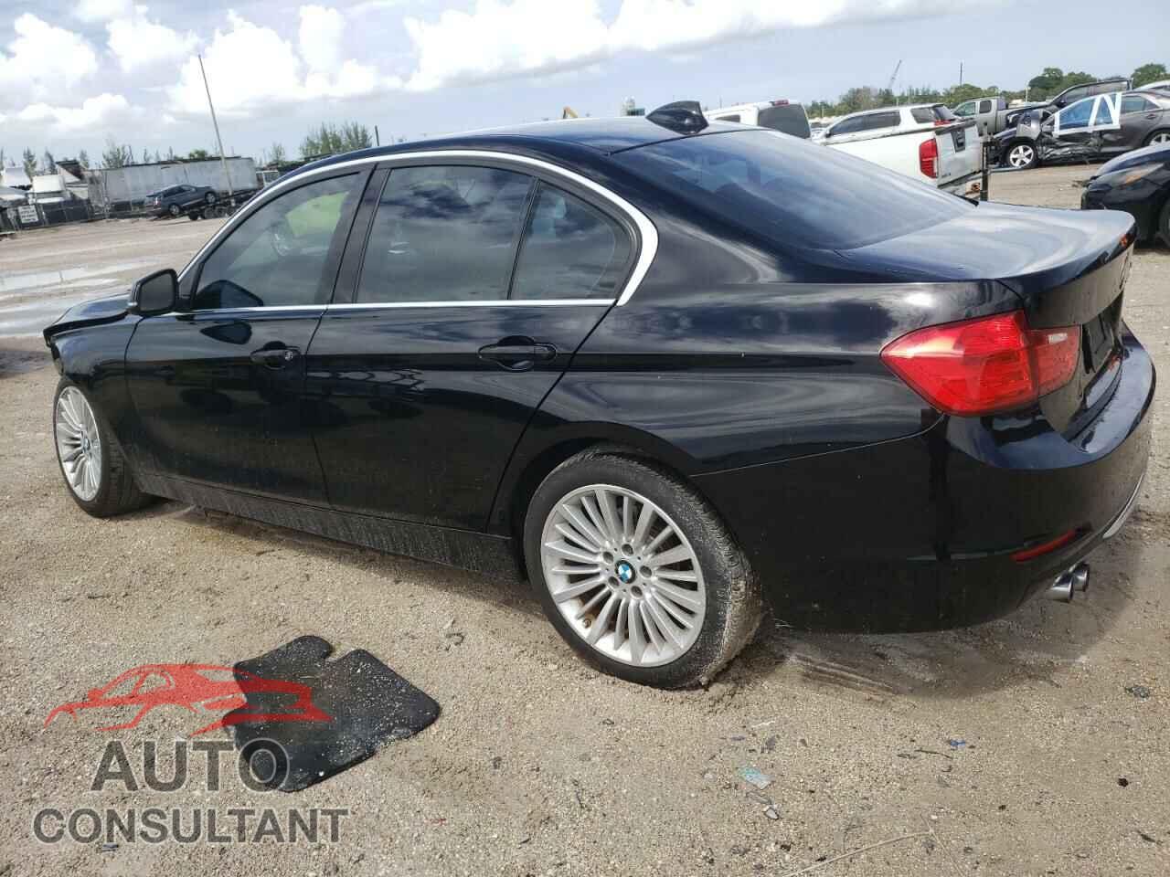 BMW 3 SERIES 2013 - WBA3A5G52DNP22472