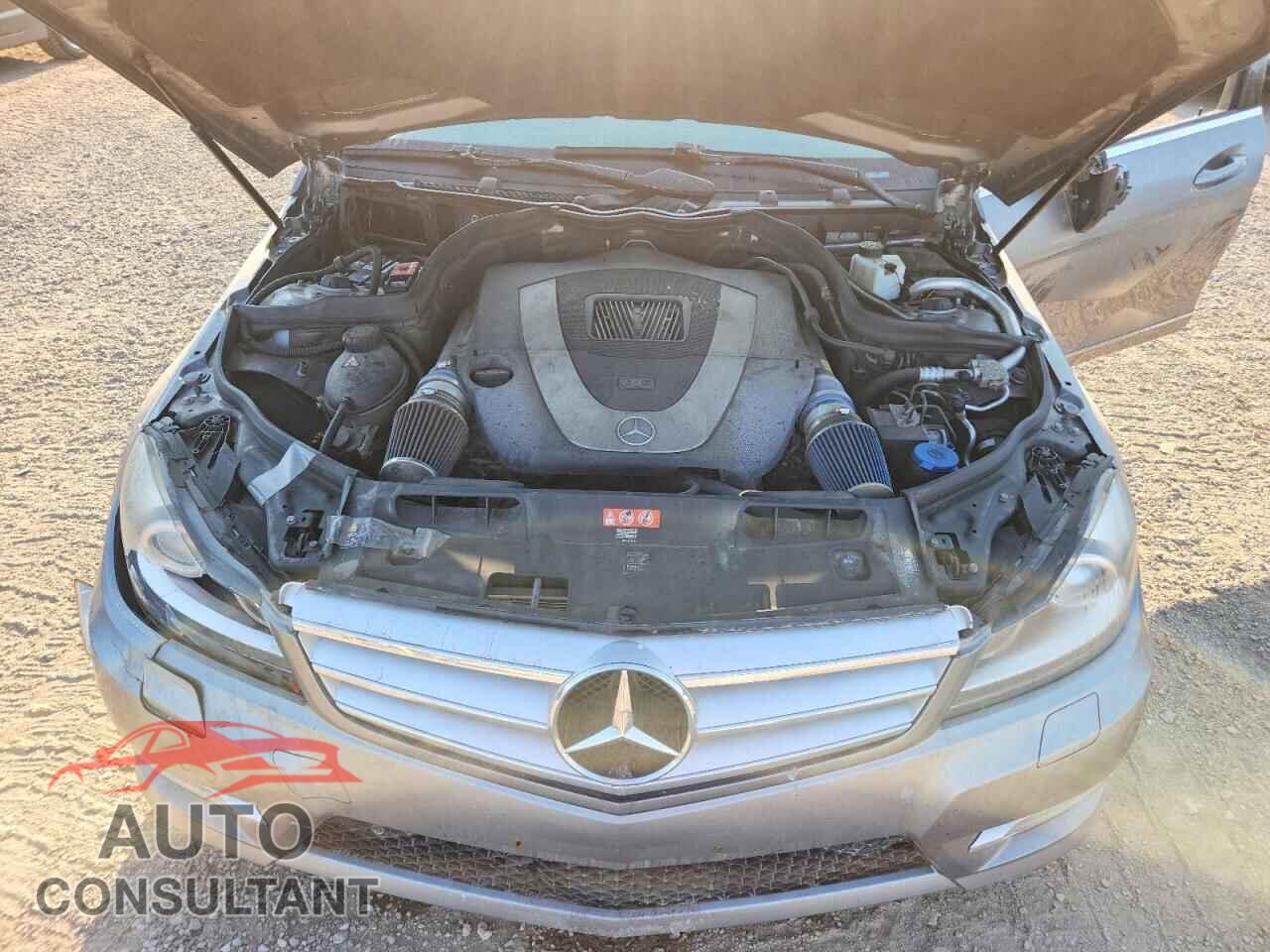 MERCEDES-BENZ C-CLASS 2012 - WDDGF8BB6CA601931
