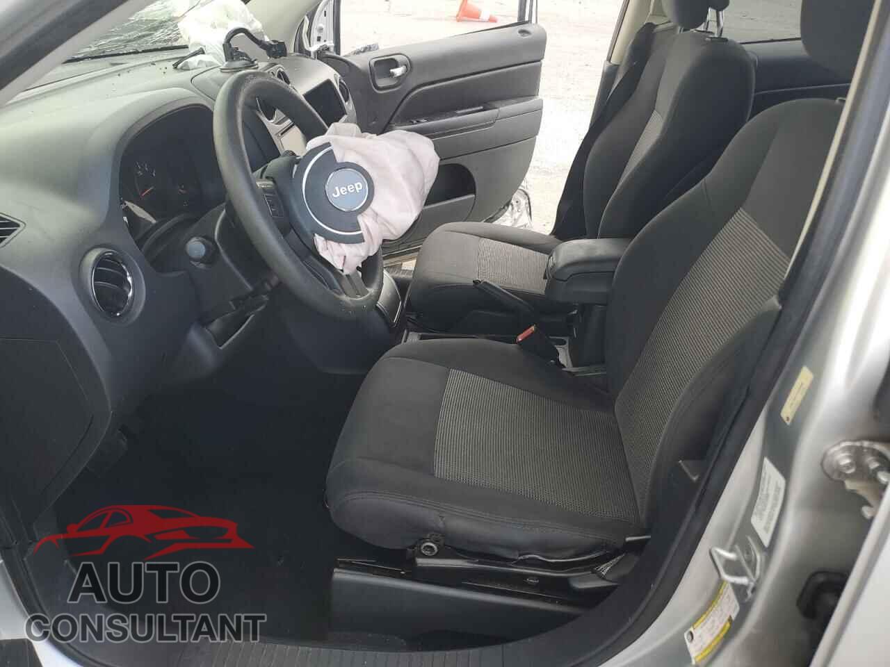 JEEP COMPASS 2012 - 1C4NJCBB1CD503696