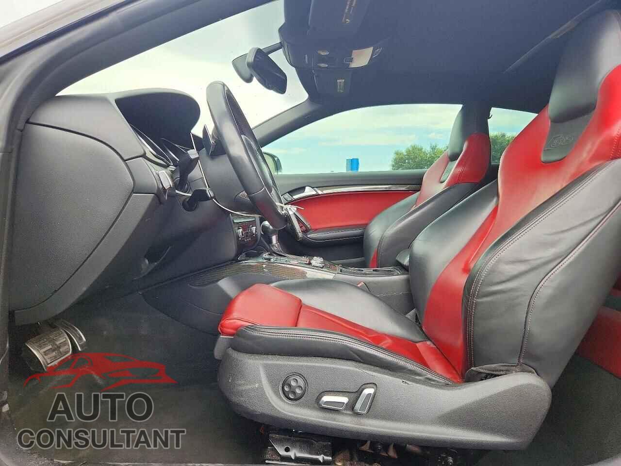 AUDI S5/RS5 2014 - WAUCGAFR4EA005706