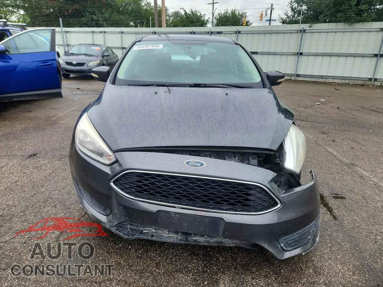 FORD FOCUS 2017 - 1FADP3F22HL268054