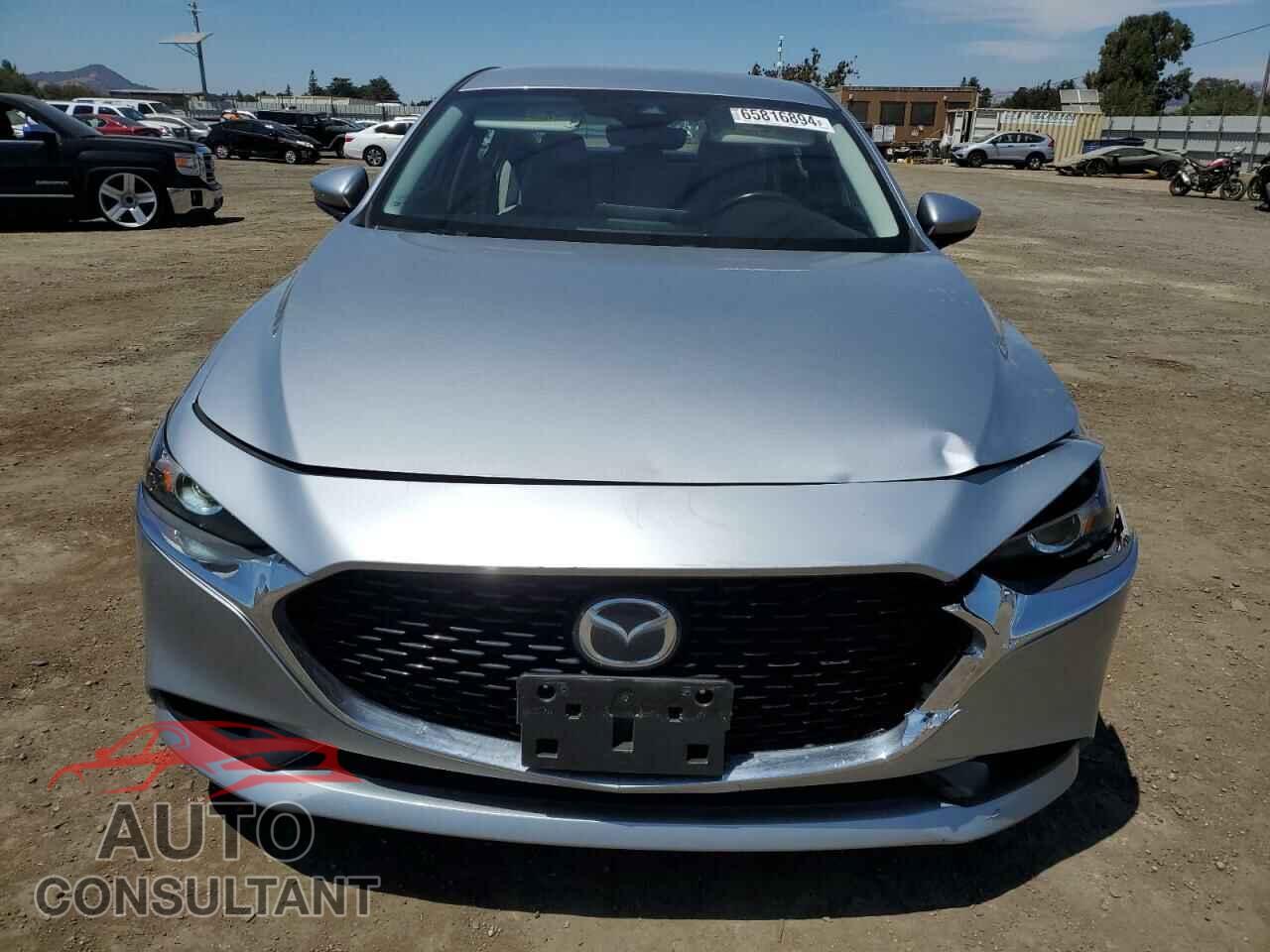 MAZDA 3 2019 - JM1BPACL4K1114063