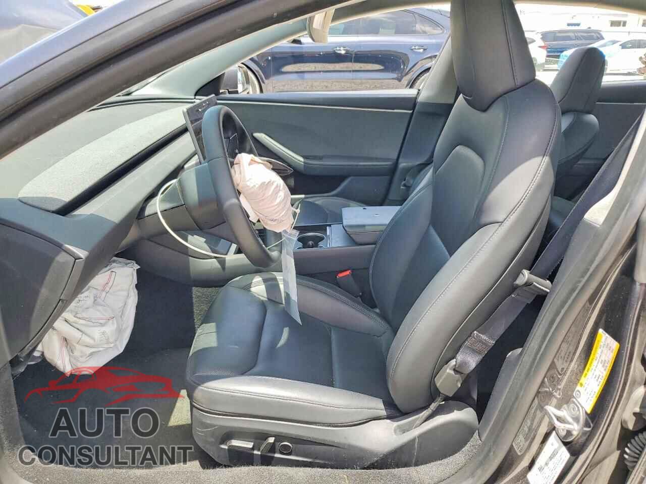 TESLA MODEL 3 2025 - 5YJ3E1EA3SF027476