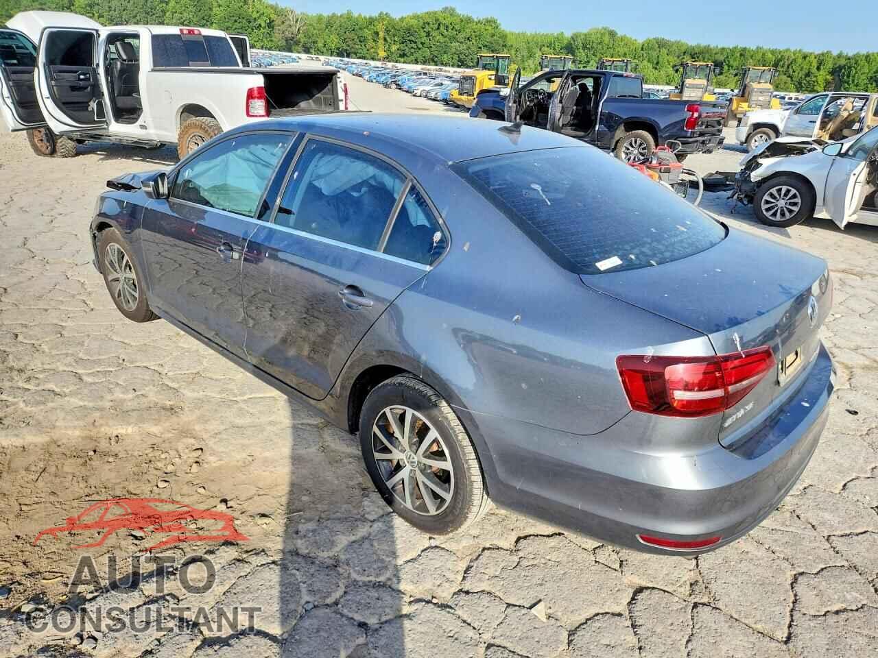 VOLKSWAGEN JETTA 2017 - 3VWDB7AJ0HM201009