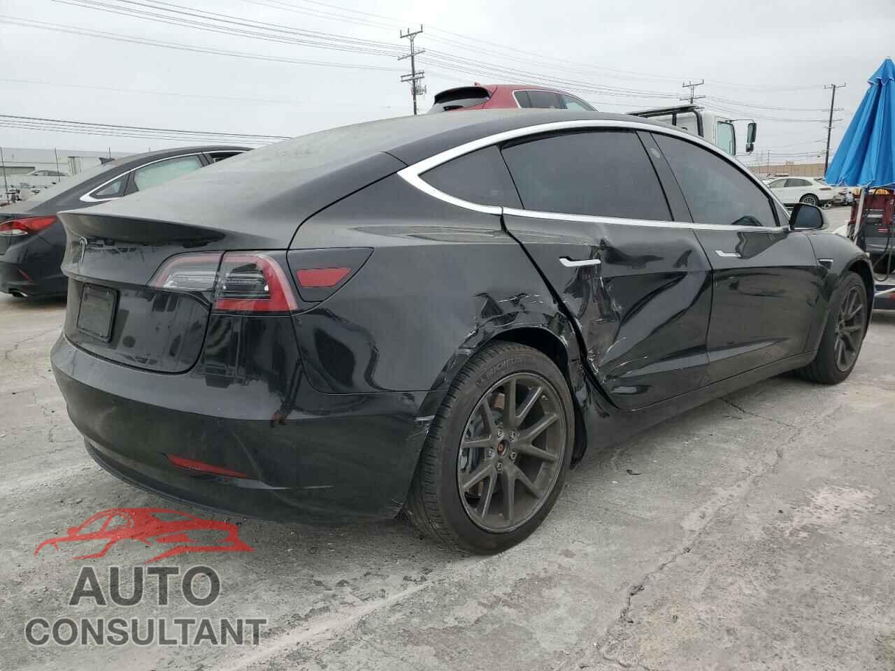TESLA MODEL 3 2019 - 5YJ3E1EA5KF312471