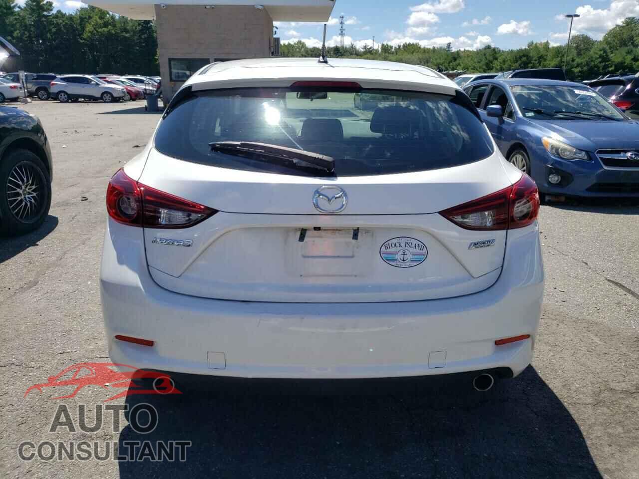 MAZDA 3 2017 - 3MZBN1L73HM134094