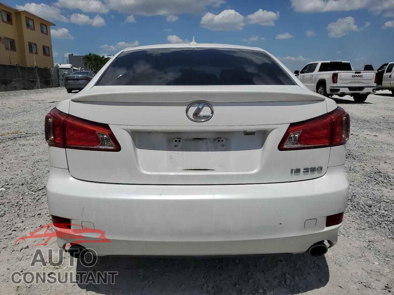LEXUS IS 2012 - JTHBF5C20C5180846