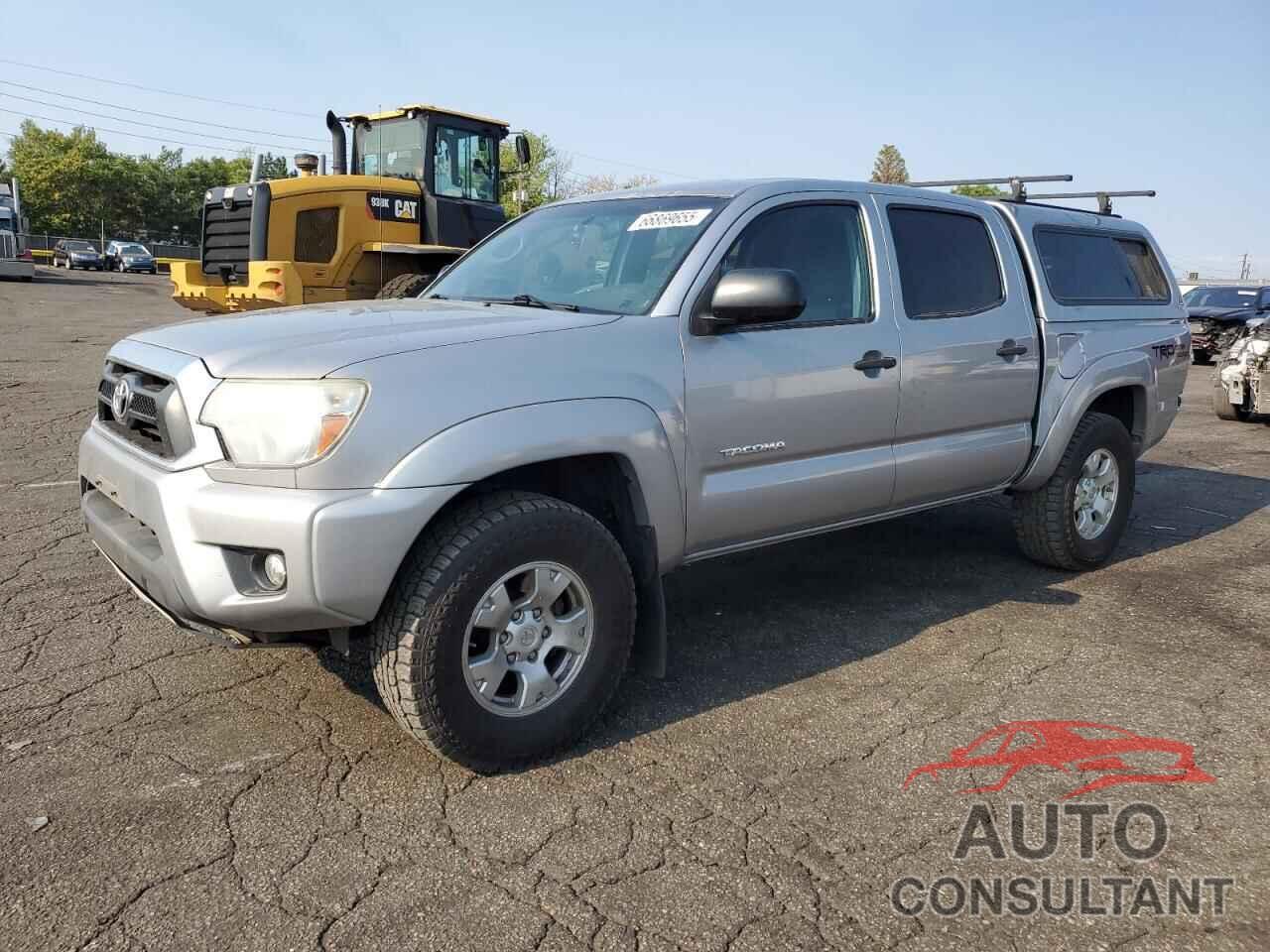 TOYOTA TACOMA 2015 - 3TMLU4EN2FM204320