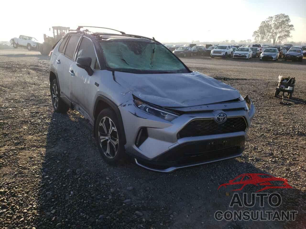 TOYOTA RAV4 2021 - JTMEB3FV3MD061717