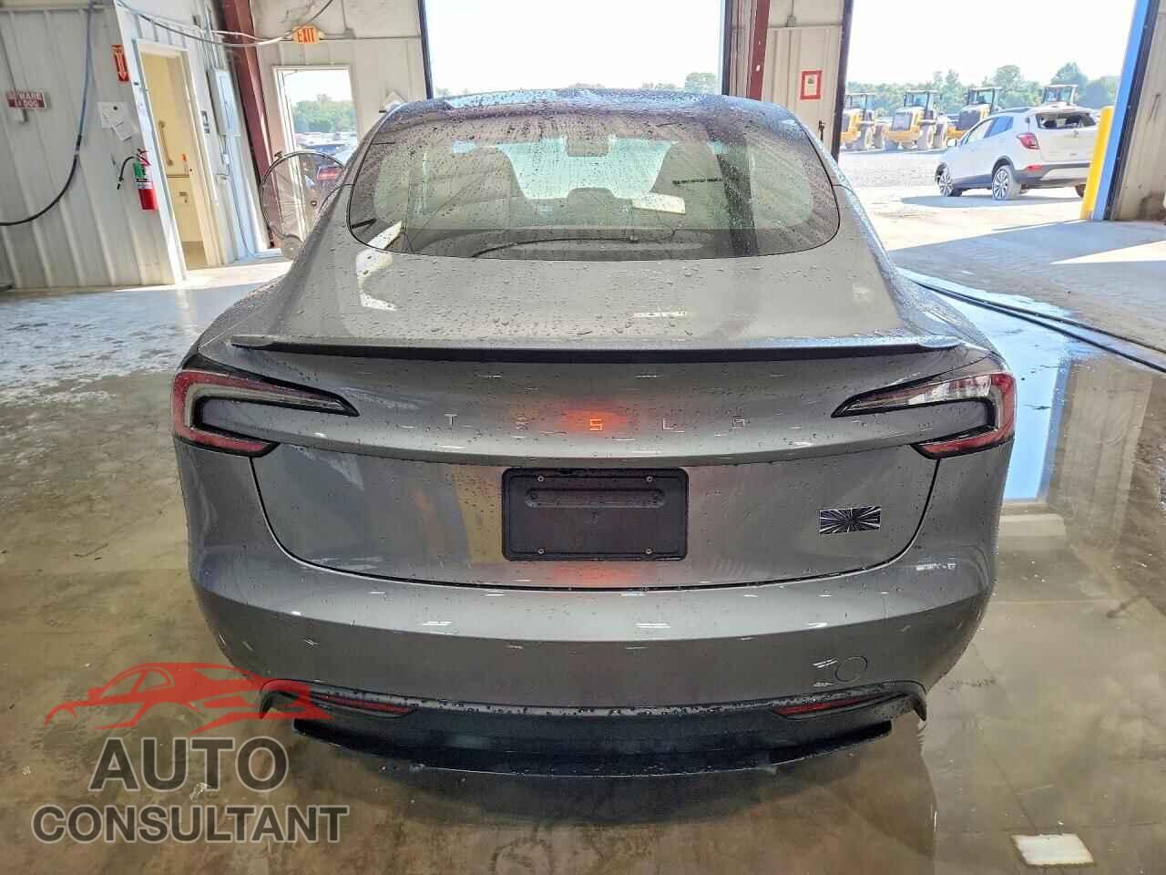 TESLA MODEL 3 2024 - 5YJ3E1ET3RF900770